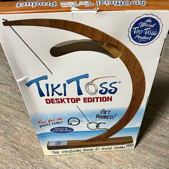 NWT Tiki Toss Desktop Edition The original hook & ring game - Picture 1 of 12